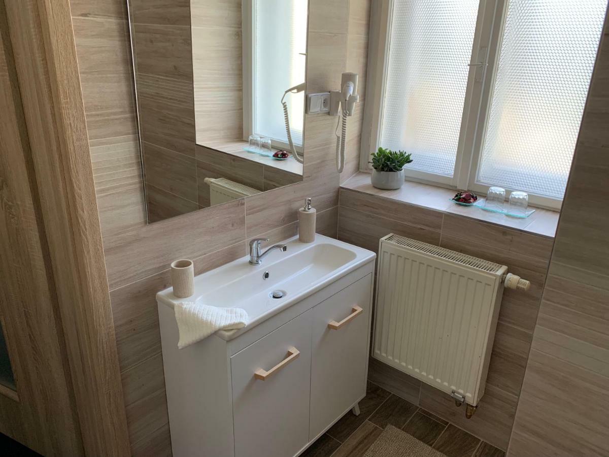 Apartman Alesta Bruntál エクステリア 写真