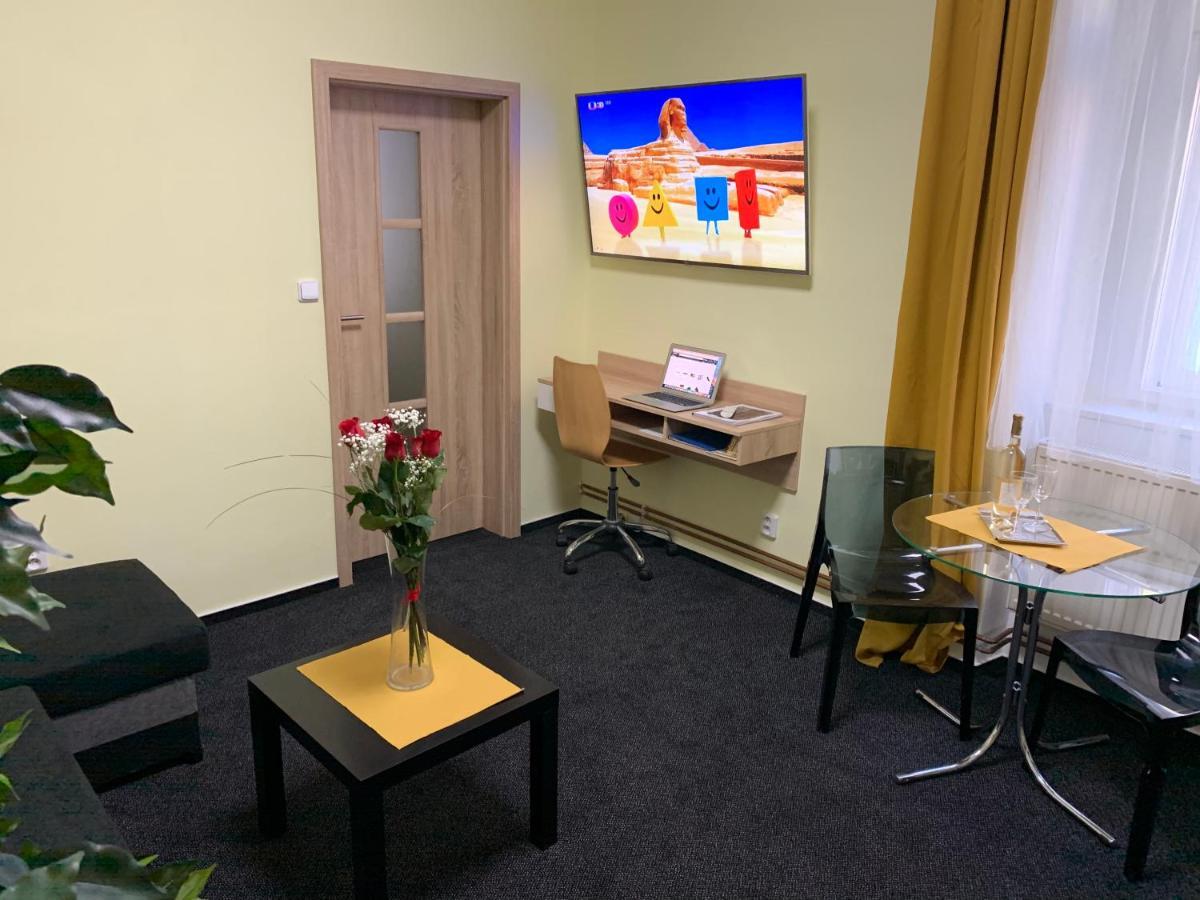 Apartman Alesta Bruntál エクステリア 写真