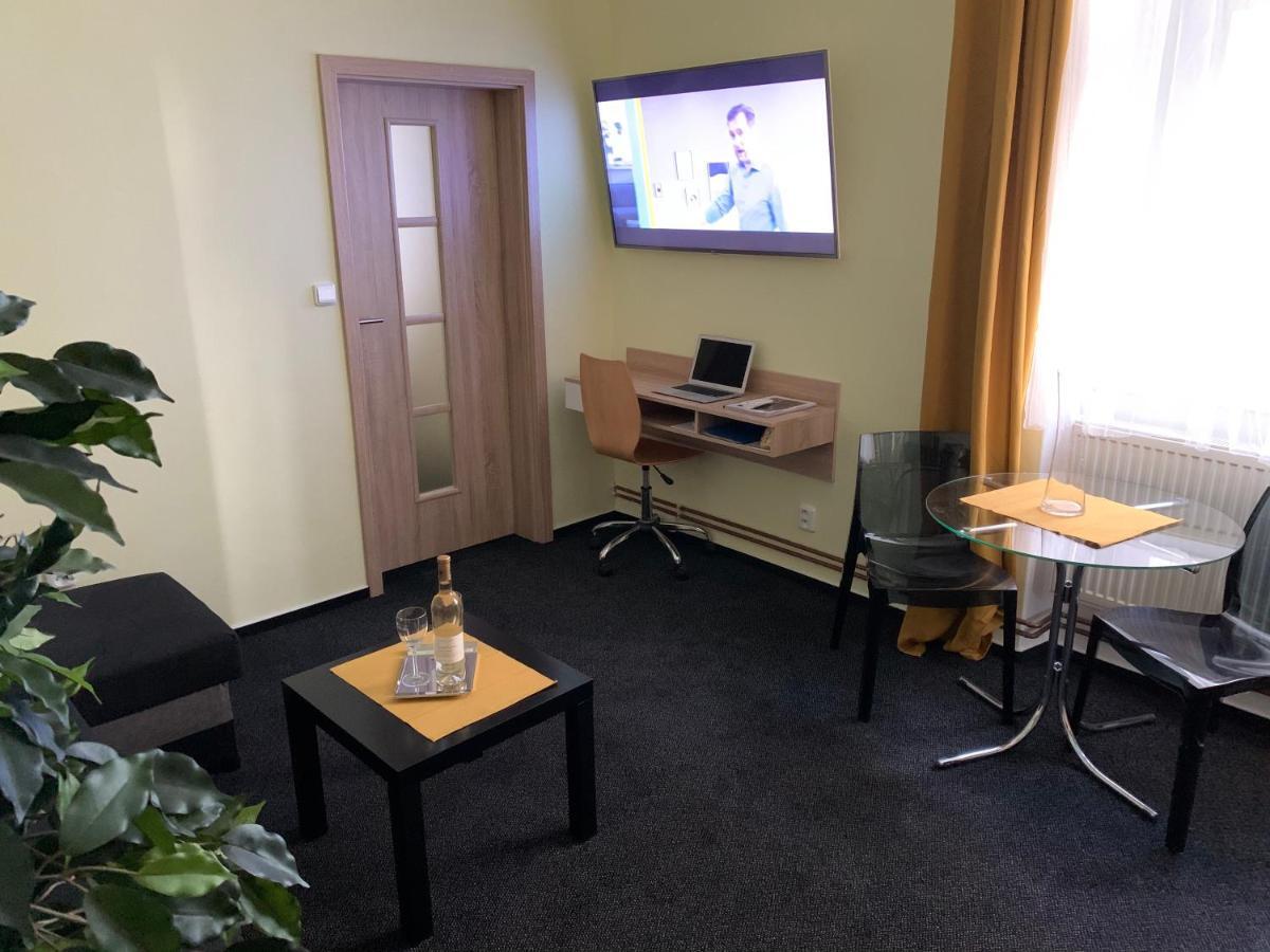 Apartman Alesta Bruntál エクステリア 写真
